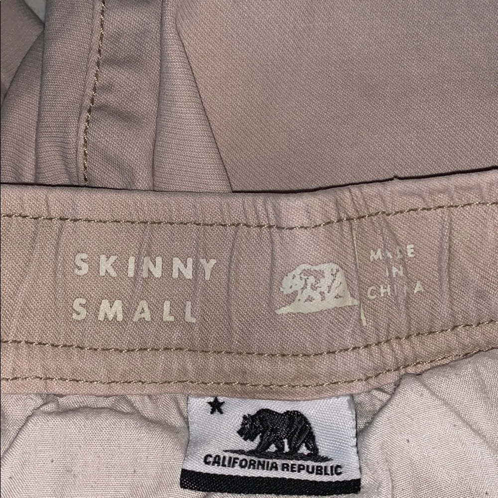 Shorts - Picture 4 of 4